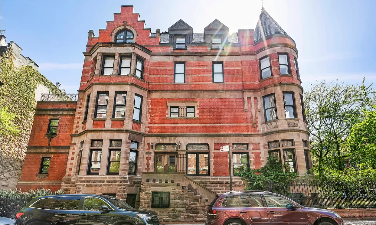 The house from The Royal Tenenbaums is available to rent (for $20,000 a month!)