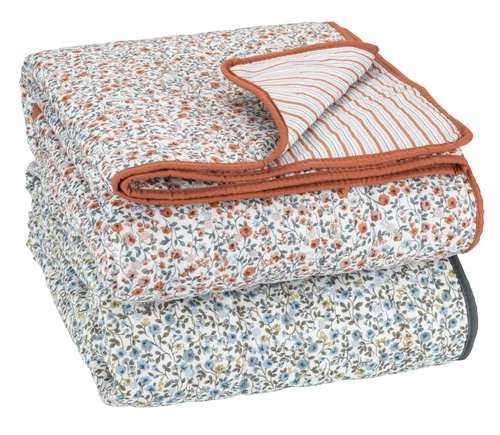 Flora quilted blanket, €12.50, Jysk