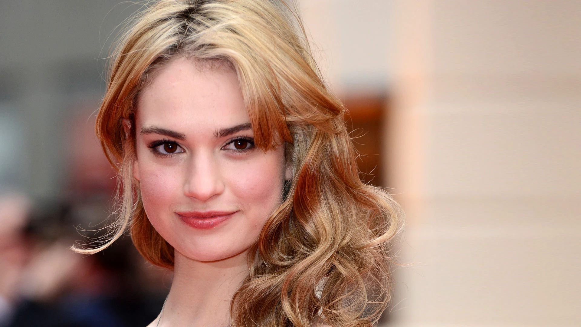 We need to talk about Lily James’ incredible transformation into Pamela Anderson We need to talk about Lily James’ incredible transformation into Pamela Anderson