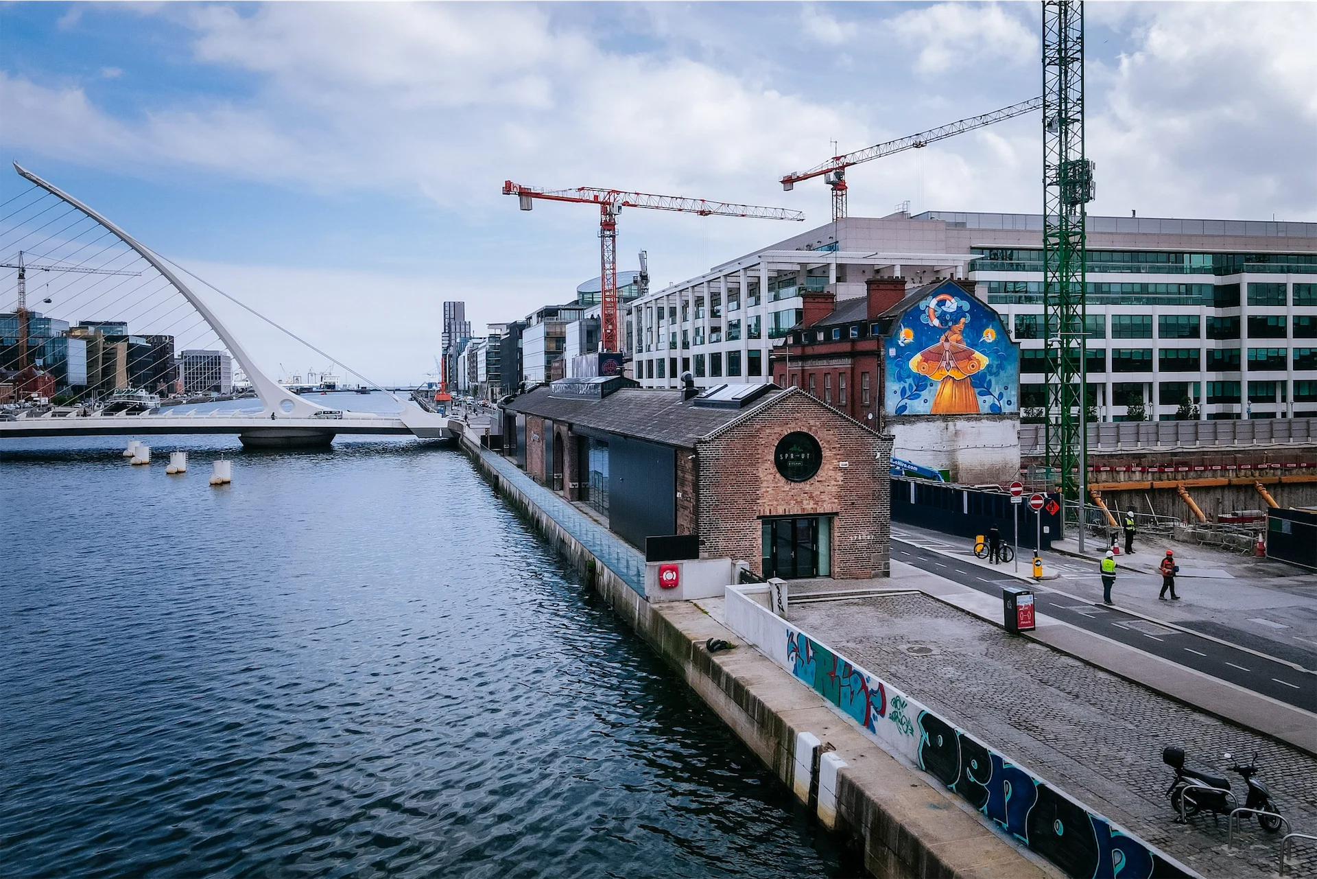 Kinmx: The artist with an eye for colour and sustainability