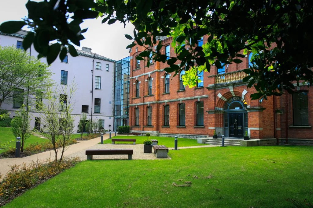 UCD Smurfit School MBA