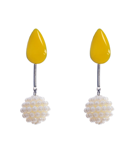 Tuscan earrings, €22, Om Diva