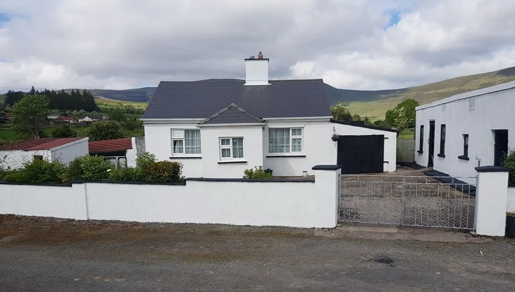mountainside homes around Ireland
