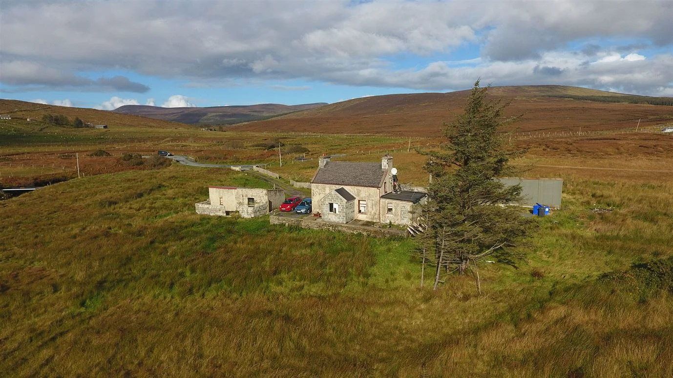mountainside homes around Ireland