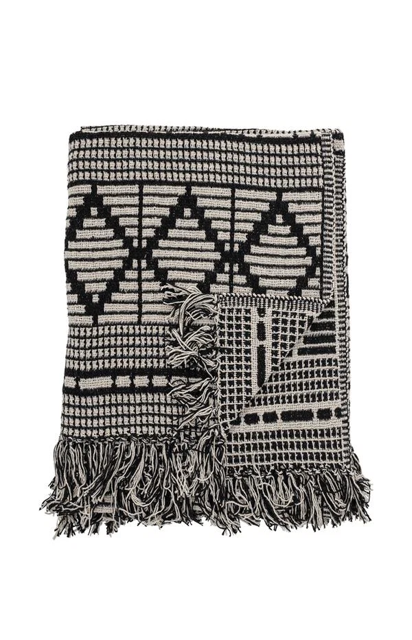 Patterned recycled cotton throw, €24.95, Folkster