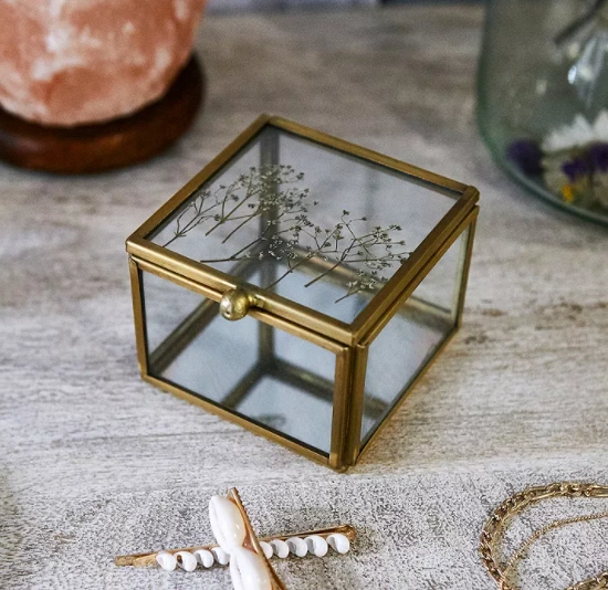 Small pressed flower jewellery box, €7 (reduced from €18), Urban Outfitters