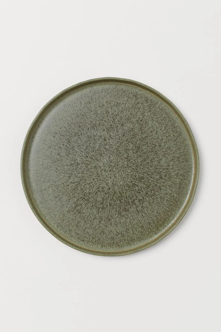 Large stoneware plate, €12.99, H&M