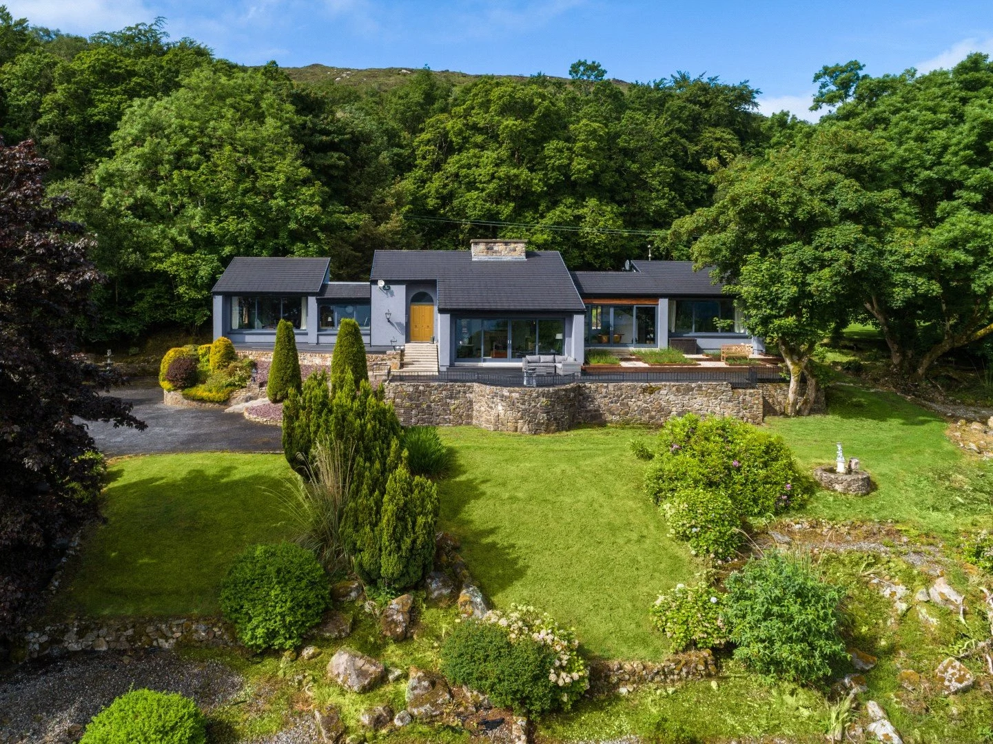 Westlife’s Mark Feehily is selling his Sligo lakeside home for €1.15 million