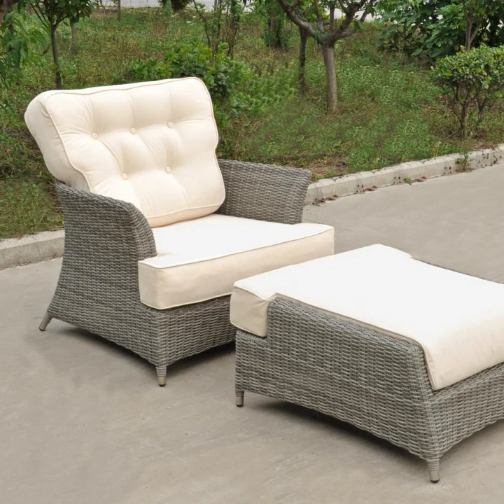 Oxford Armchair with Footstool, €699