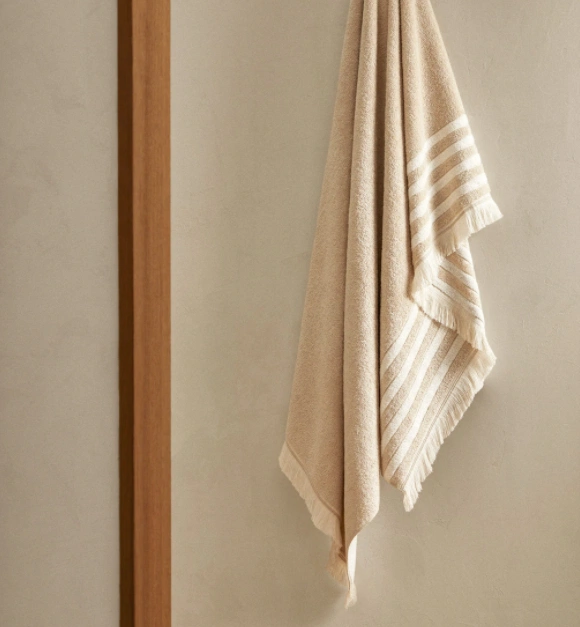 Fringed linen bath towel, €29.99