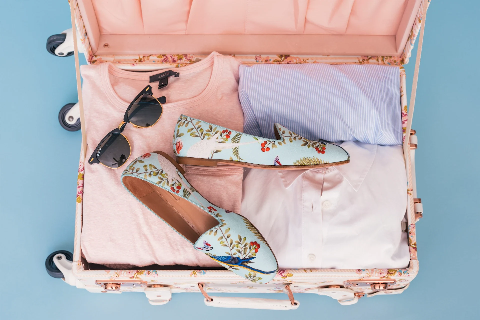 How to pack like a pro and still have room for holiday shopping