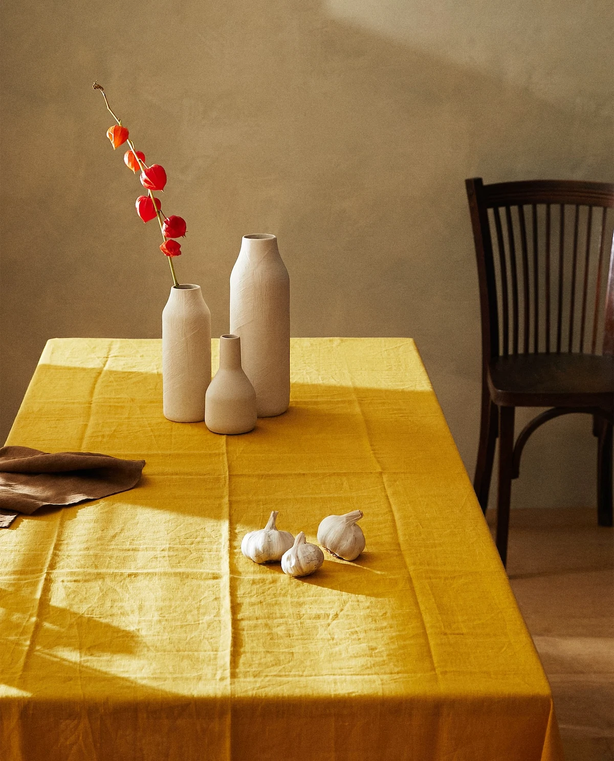 statement tableware