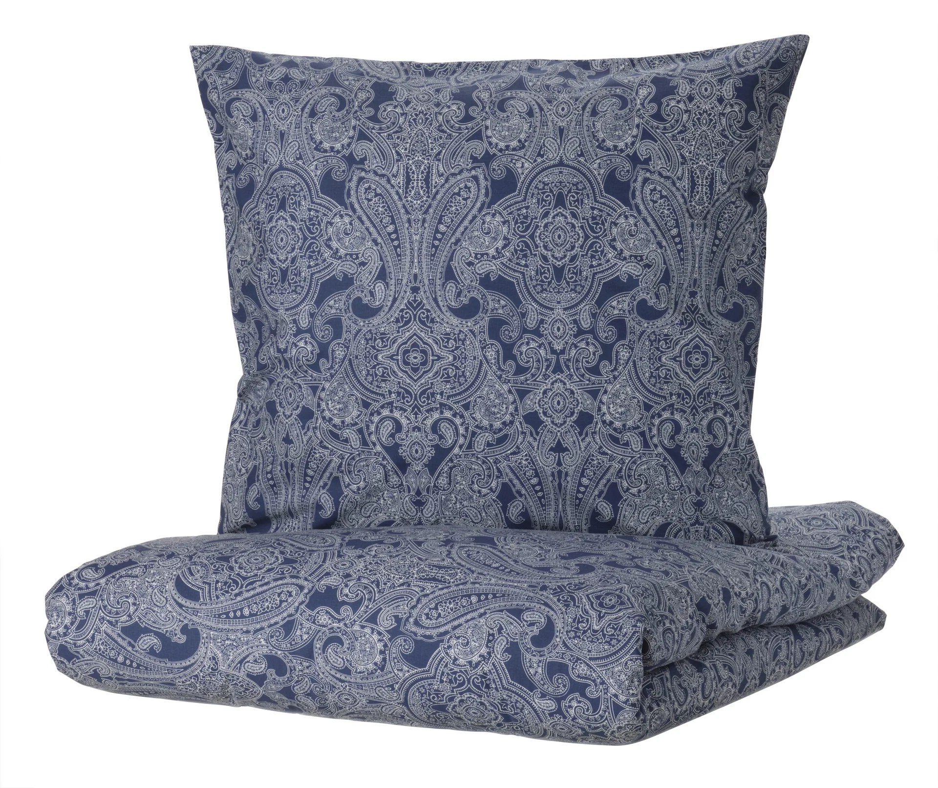 Jattevallmo quilt cover and pillowcase, €20