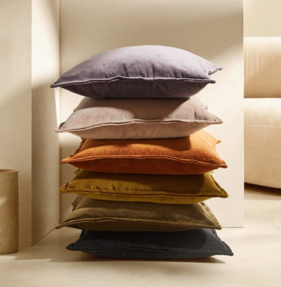 Velvet cushion cover 50x50cm, €19.99