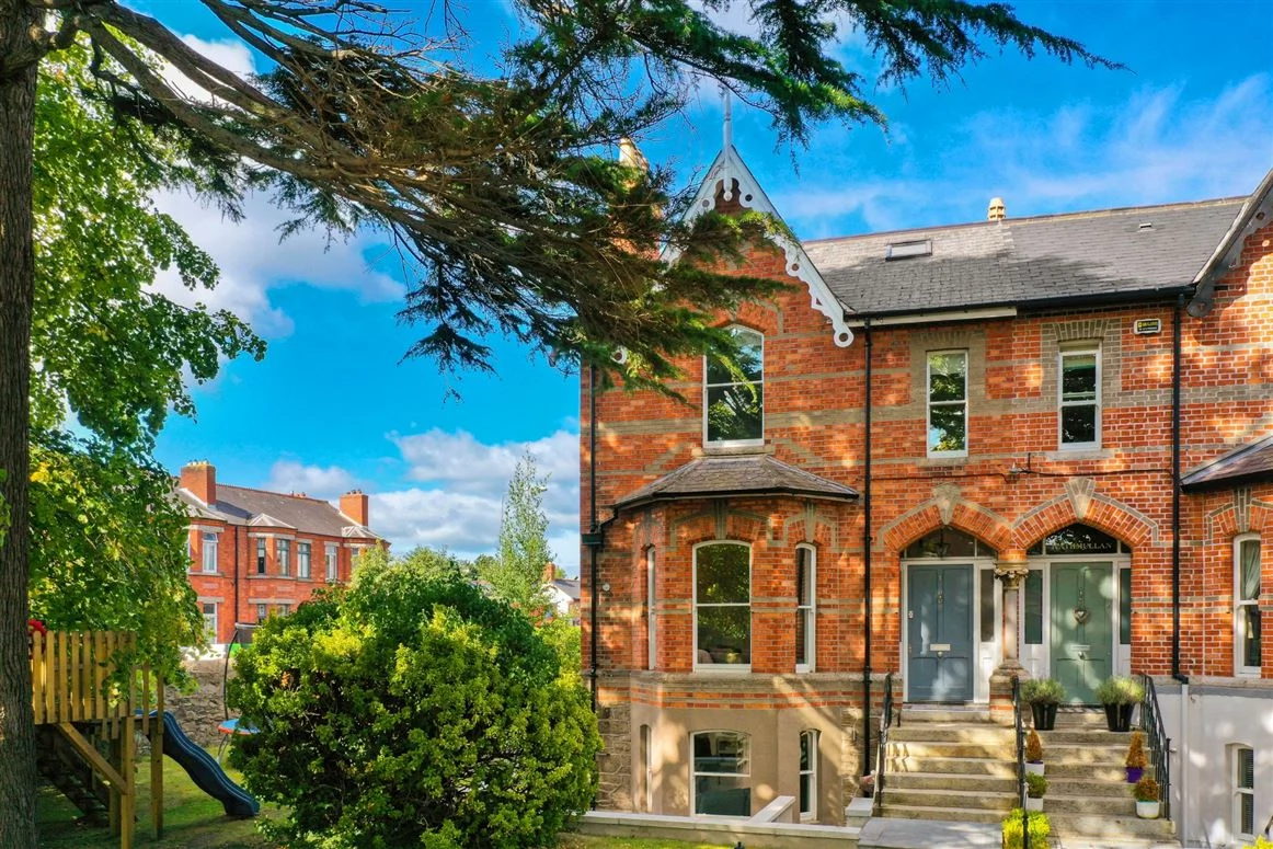 ec lexi chunky tassel Loafer Flat Shoes in Black, €44