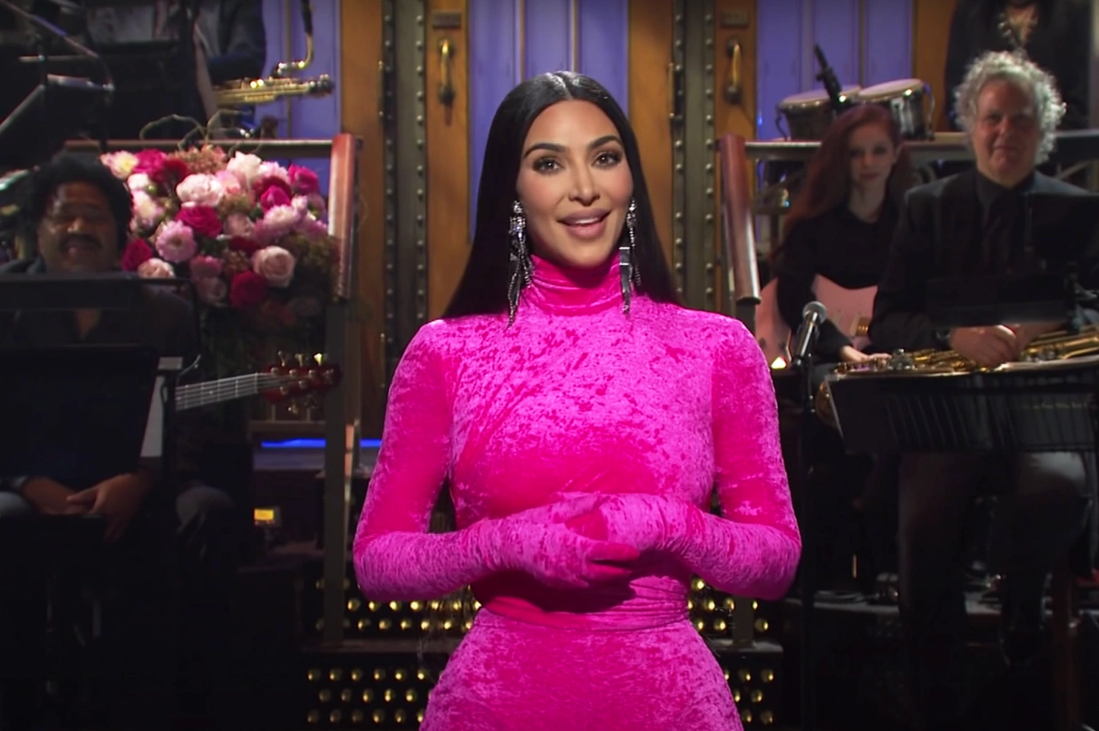 The best sketches from Kim Kardashian’s episode of SNL The best sketches from Kim Kardashian’s episode of SNL