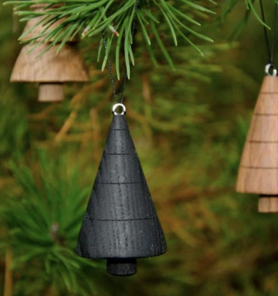 Set of 3 hand turned Irish Christmas trees, €28