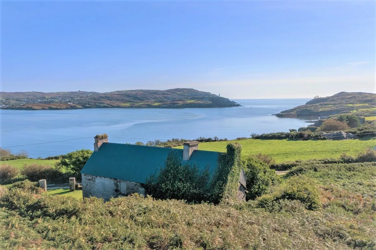 3 homes around the country under €300,000 perfect for those who love the water