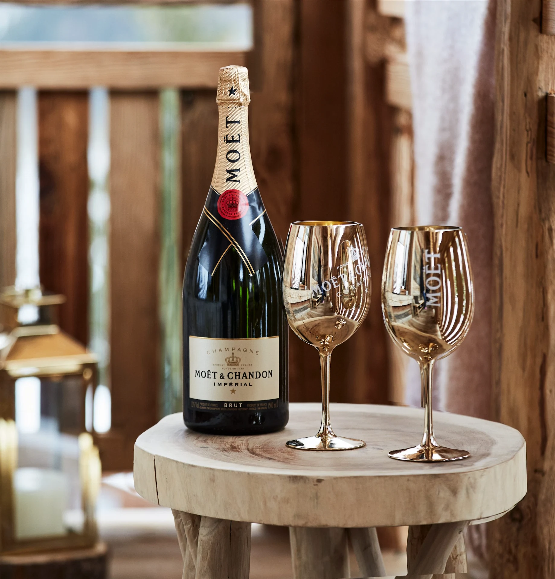 Moet & Chandon champagne with gold goblets