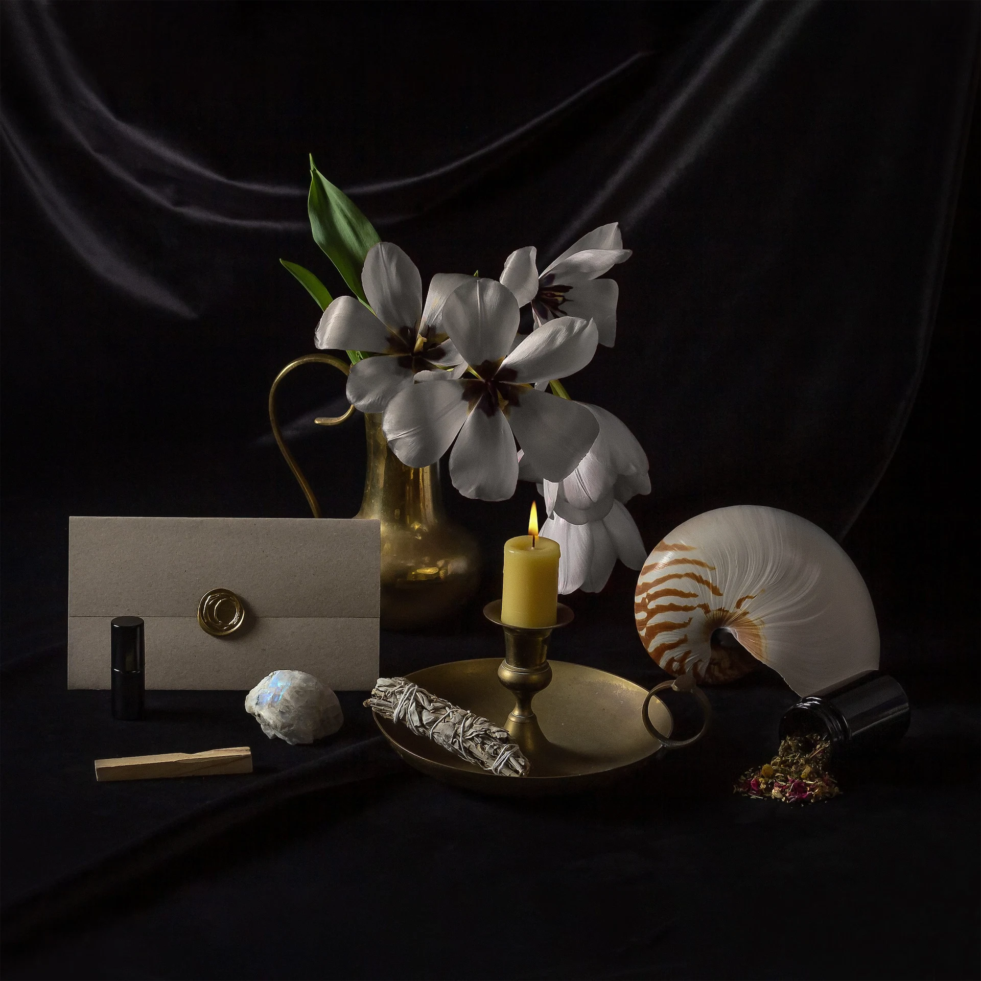 How to set intentions for the next month in a new moon ritual