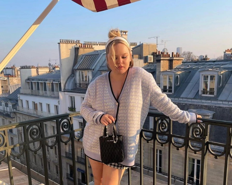 Thinking about a full fringe? I got one a few months ago and here’s what you need to know