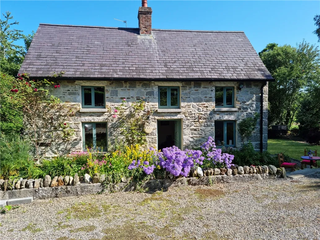 3 recently renovated stone cottages in Cavan and Wexford for under €325,000 3 recently renovated stone cottages in Cavan and Wexford for under €325,000