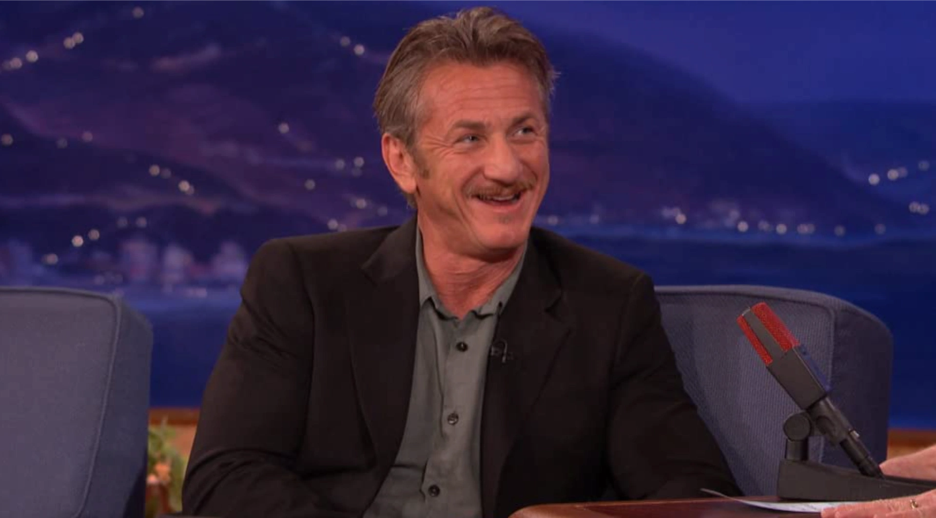 I guess Sean Penn isn’t a fan of Harry Styles’ Vogue cover