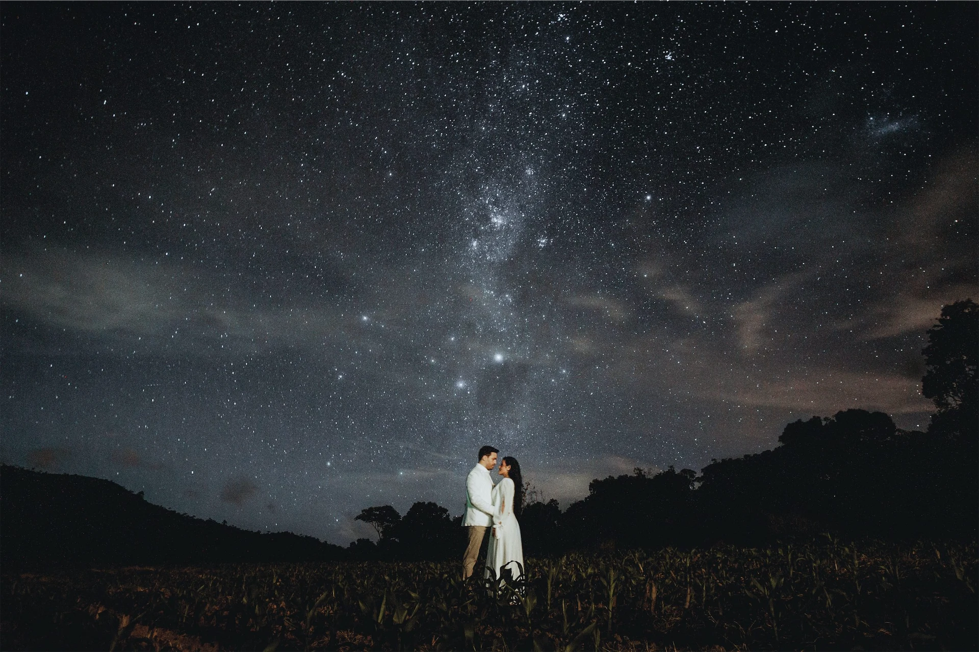 When to schedule your wedding, according to astrology