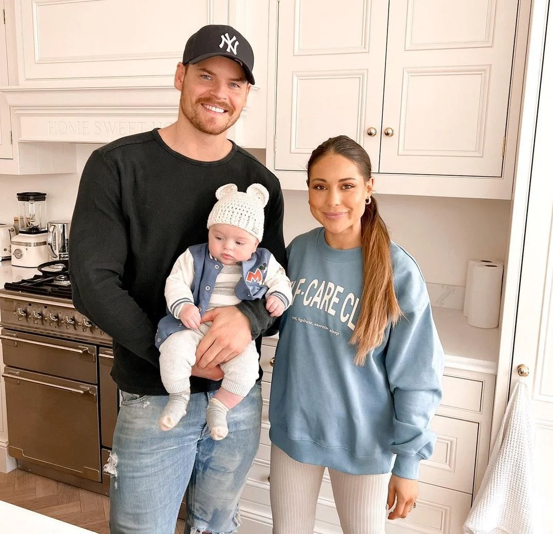 Louise Thompson shares incredibly brave video about her postpartum PTSD diagnosis Louise Thompson shares incredibly brave video about her postpartum PTSD diagnosis