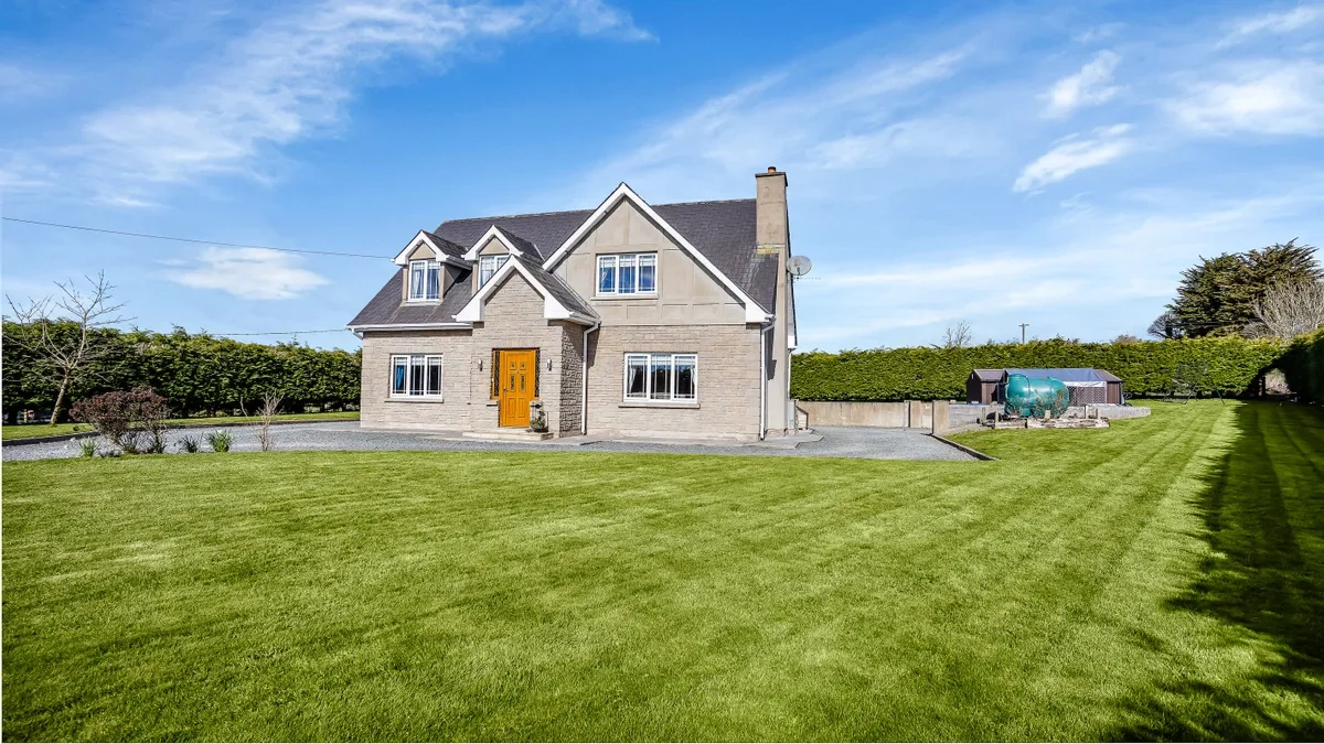 This spacious country home in Co Cavan is on the market for €299,000