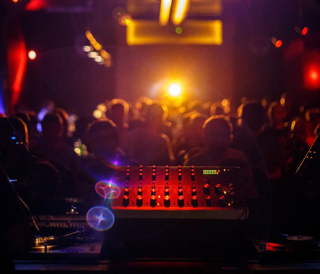 Late bars and nightclubs could stay open until 6am under new legislation — but is Ireland ready for it? Late bars and nightclubs could stay open until 6am under new legislation — but is Ireland ready for it?