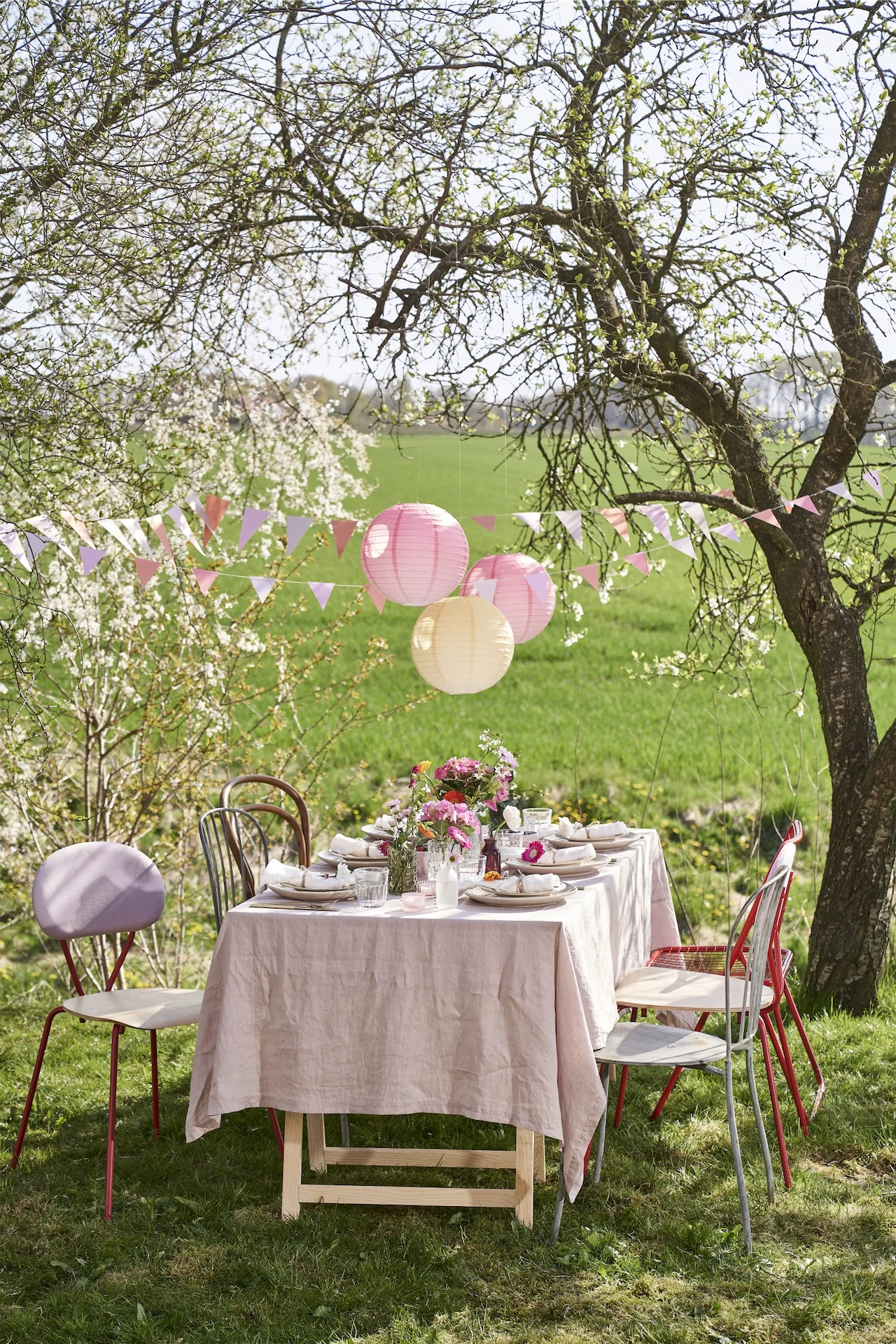 Søstrene Grene’s new collection is perfect for outdoor summer gatherings