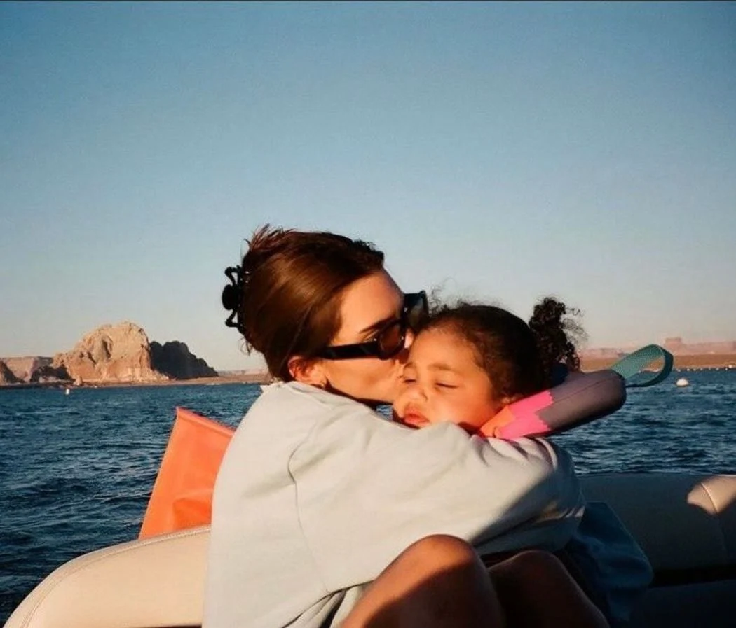 Kris Jenner pressured 26-year-old Kendall into freezing her eggs, and fans are uncomfortable