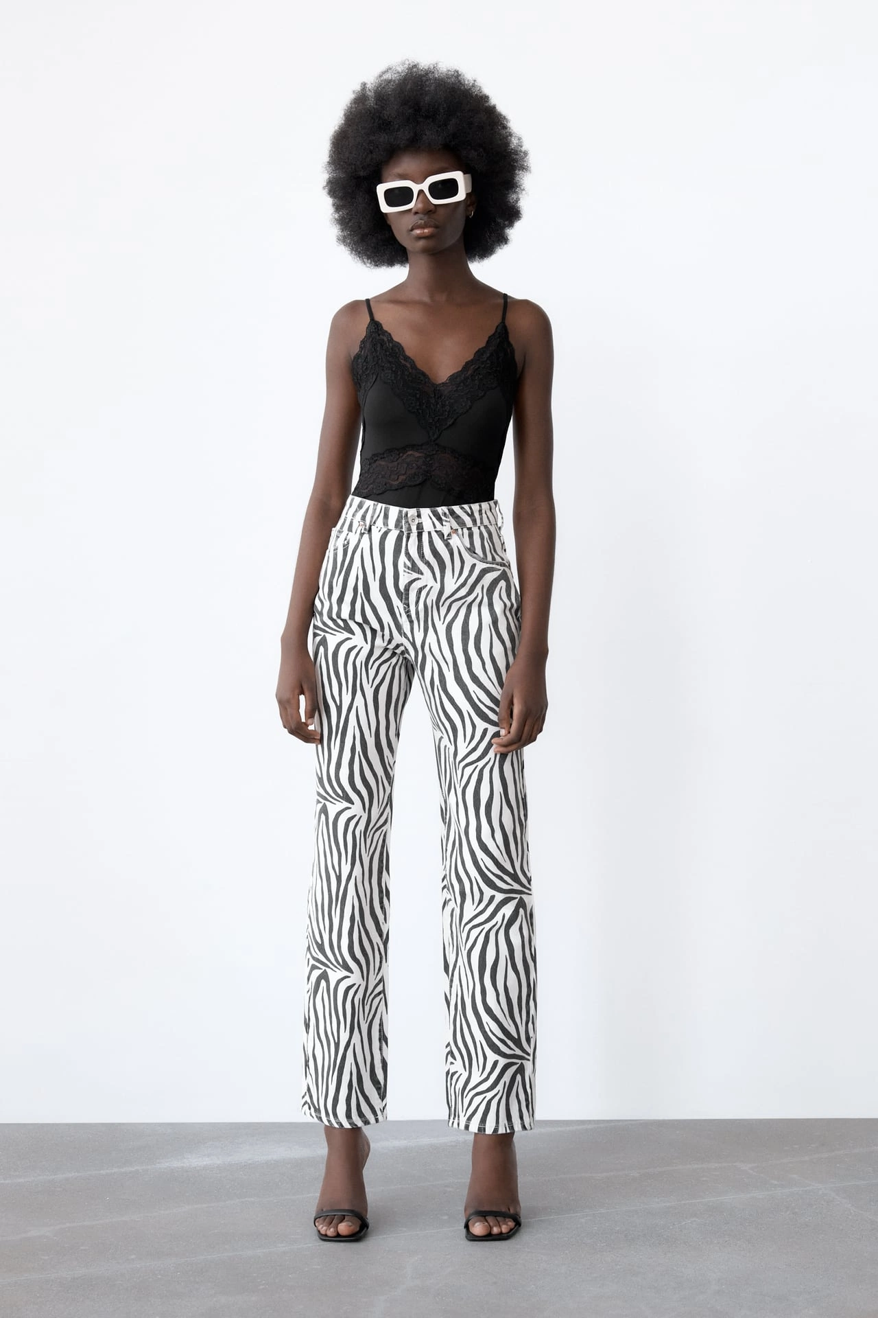 Z1975 Super High-Rise Straight Jeans, €39.95, Zara