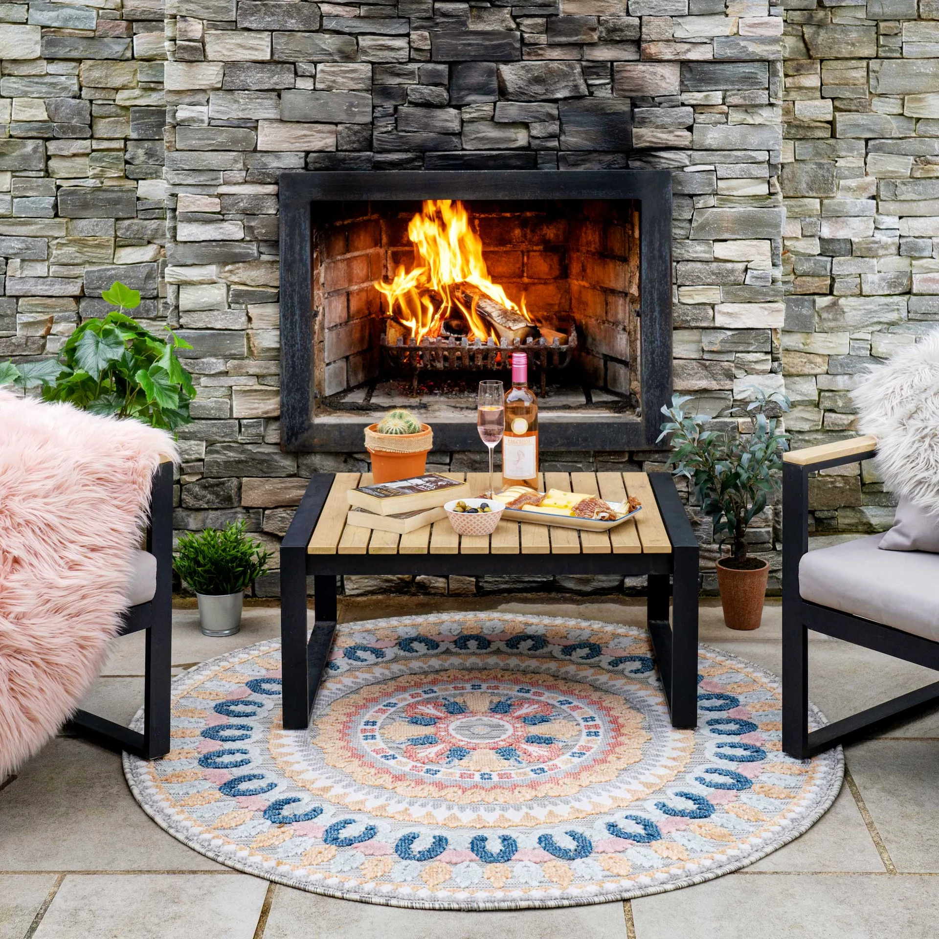 Indoor/Outdoor Round Rug Paradise, €39.21, Kukoon Rugs