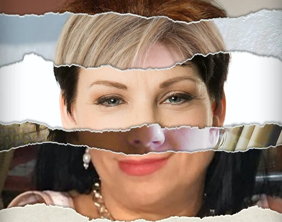 QueenOfTheCon-Logo-FINAL3000x3000-1024x1024