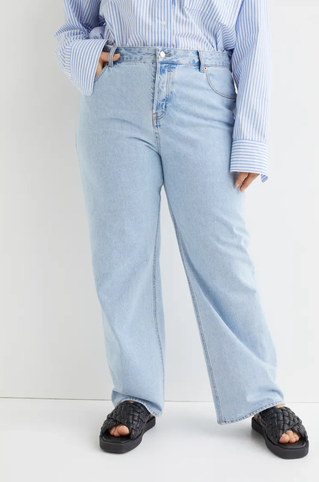 H&M+ Wide High Jeans, €15, H&M