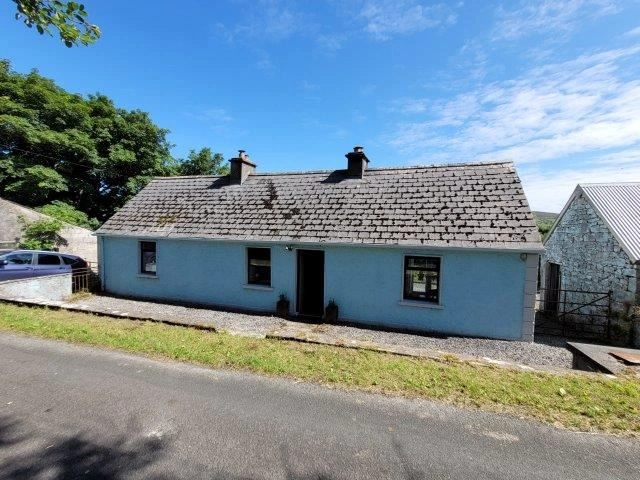 Fancy a fixer-upper? Here are four cottages on the market for under €195,000