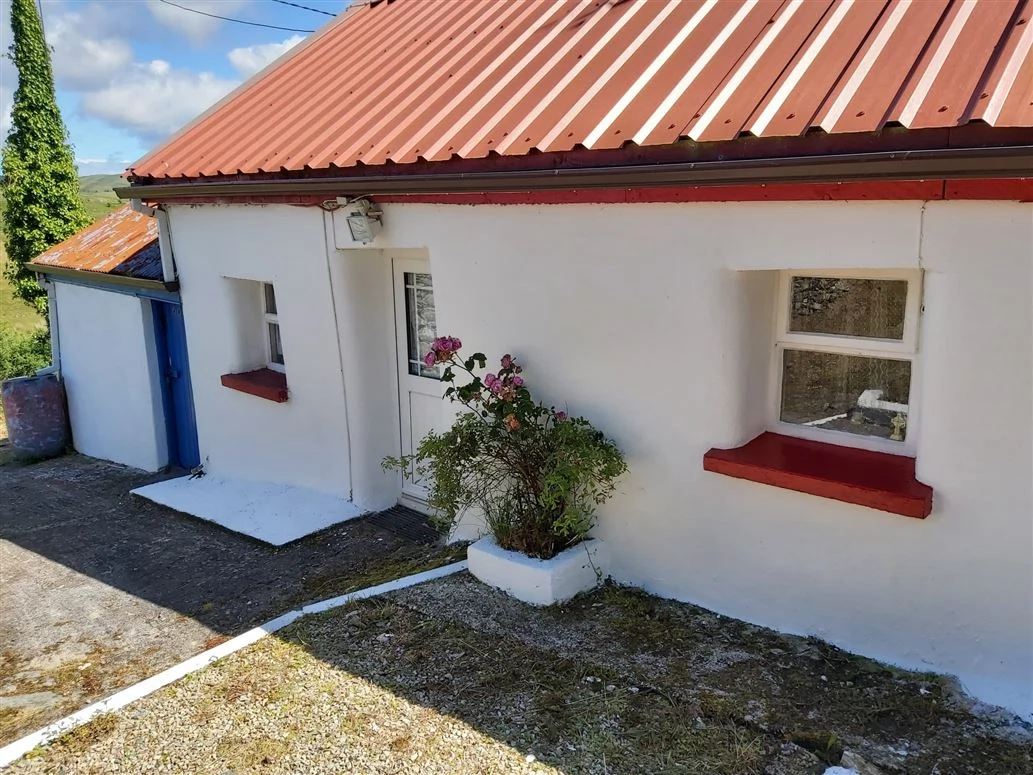 H&M Patterned Cotton Pyjamas, €14.99