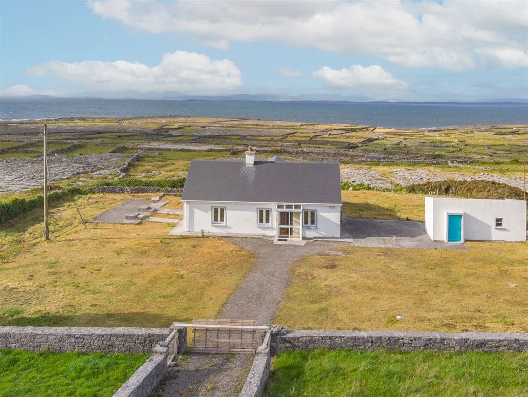 Ever dreamt of living on the Aran Islands? This Inishmore cottage is on sale for €250,000