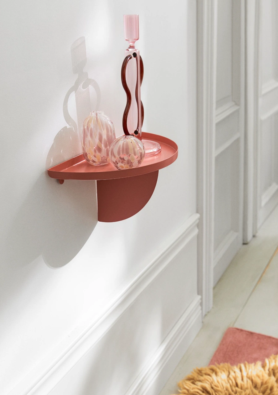 Metal wall shelf, €19.99, H&M