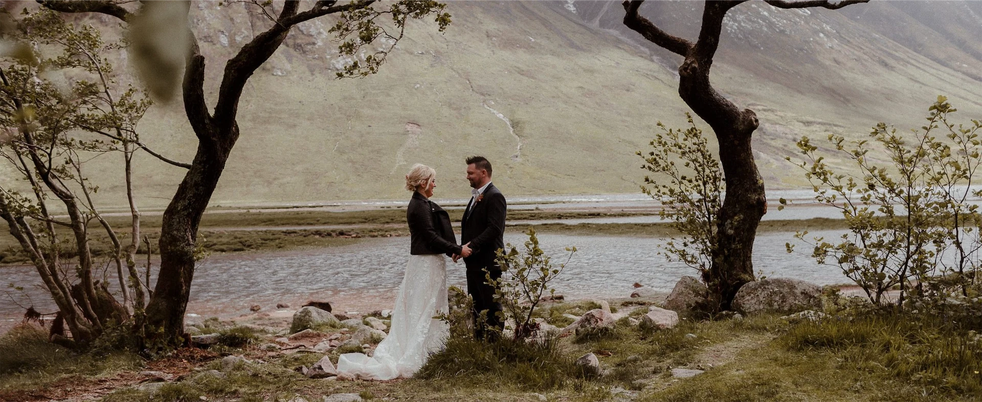 Real Weddings: This Irish couple had a dreamy elopement in the Scottish Highlands