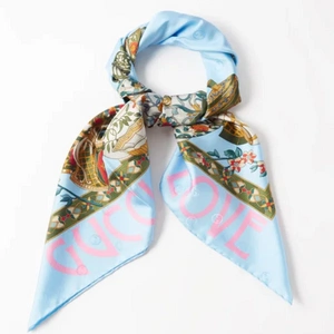 Gucci Floral Print Silk Twill Scarf, €380