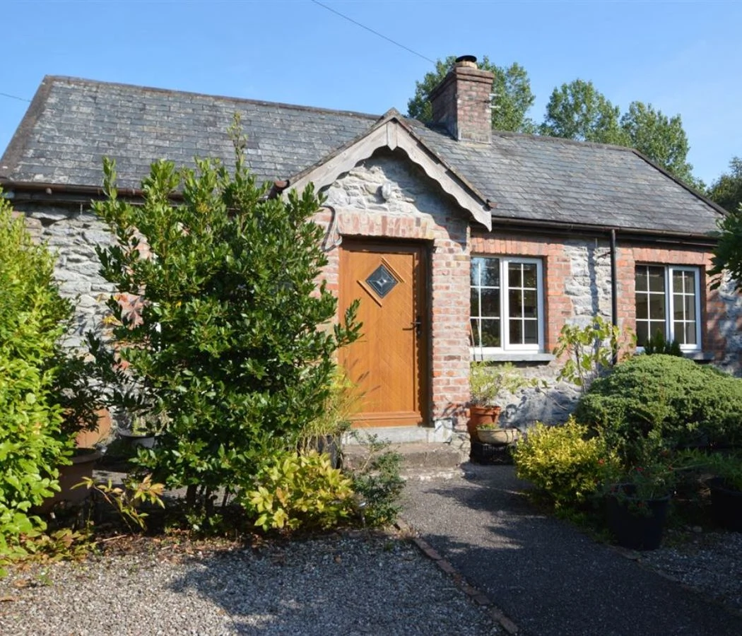 This period style stone cottage in Cork is on the market for €235,000 — and the garden is just magical