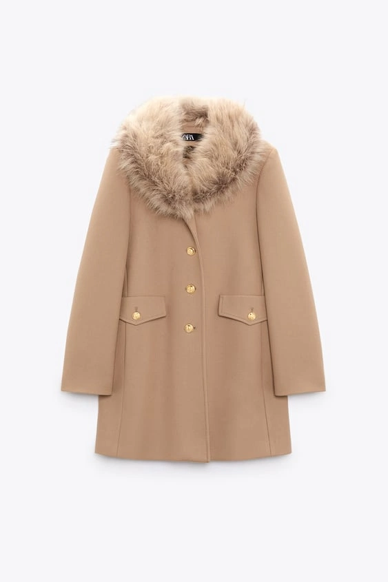 Straigh Wool-blend Coat, €139, Zara
