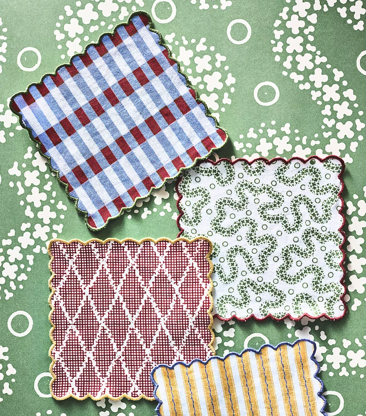 Set of 4 Cocktail Napkins, €25