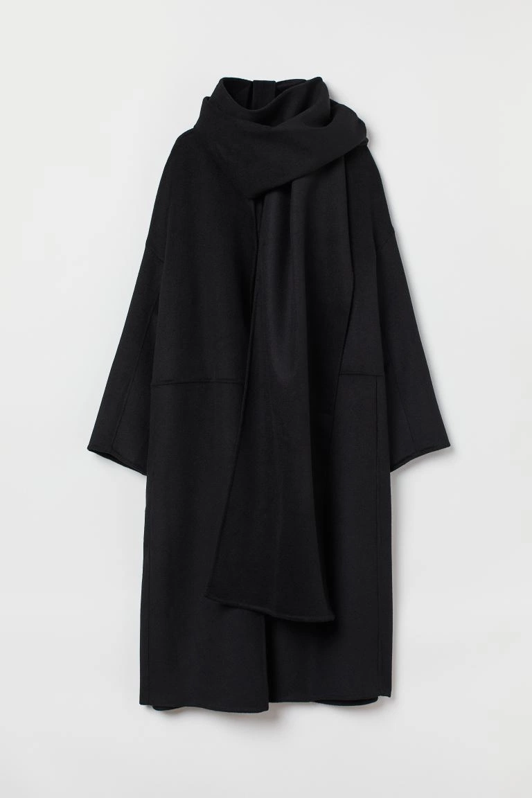 Wool-blend coat €119, H&M