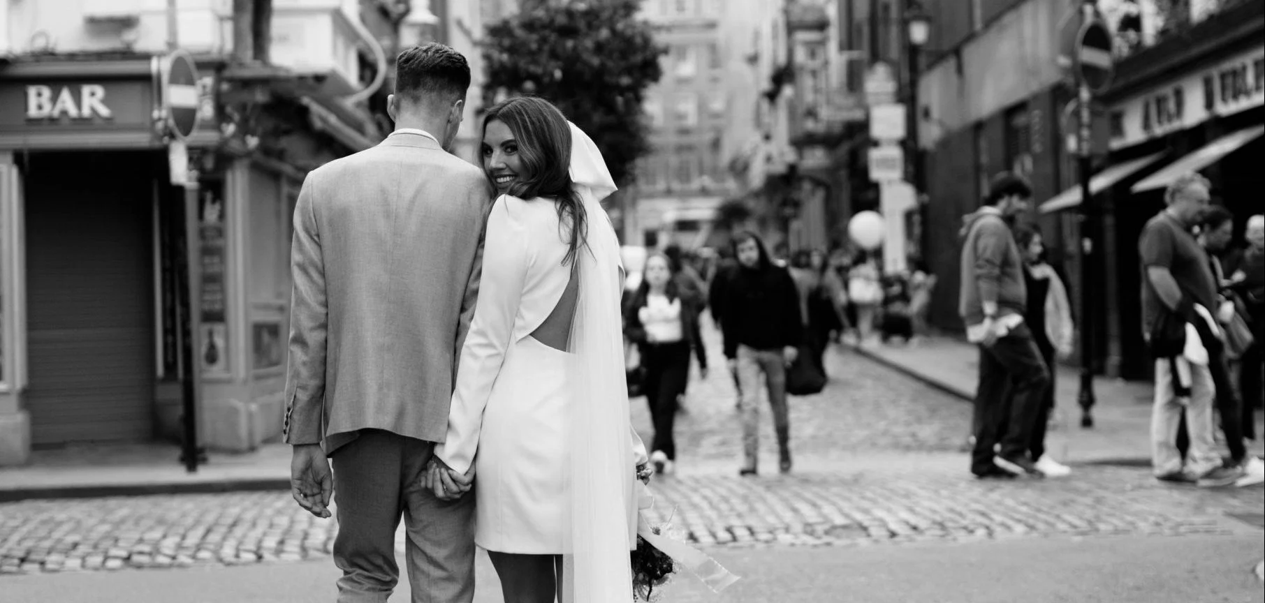 Real Weddings: Travel influencer Sarah Hanrahan’s Dublin city wedding