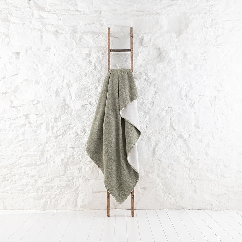 Extra large cotton throw, €240