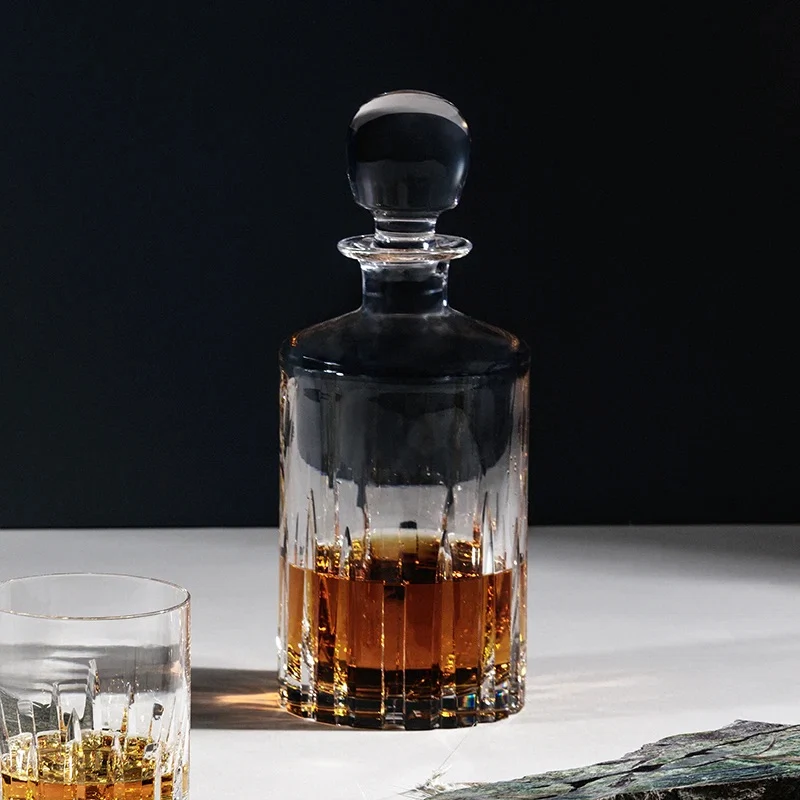 Ard Decanter, €360, Criostal na Rinne